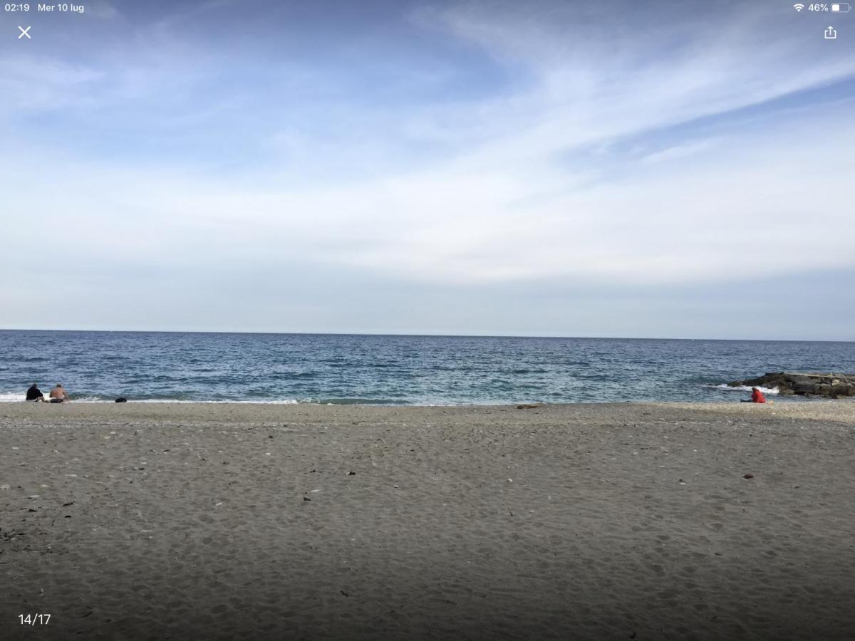 Babyaccommodation Family Sea & Box Pietra Ligure Eksteriør billede