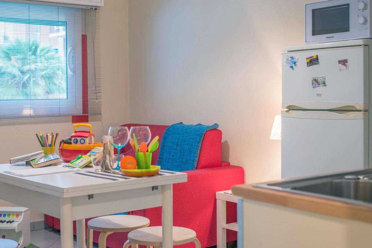 Babyaccommodation Family Sea & Box Pietra Ligure Eksteriør billede